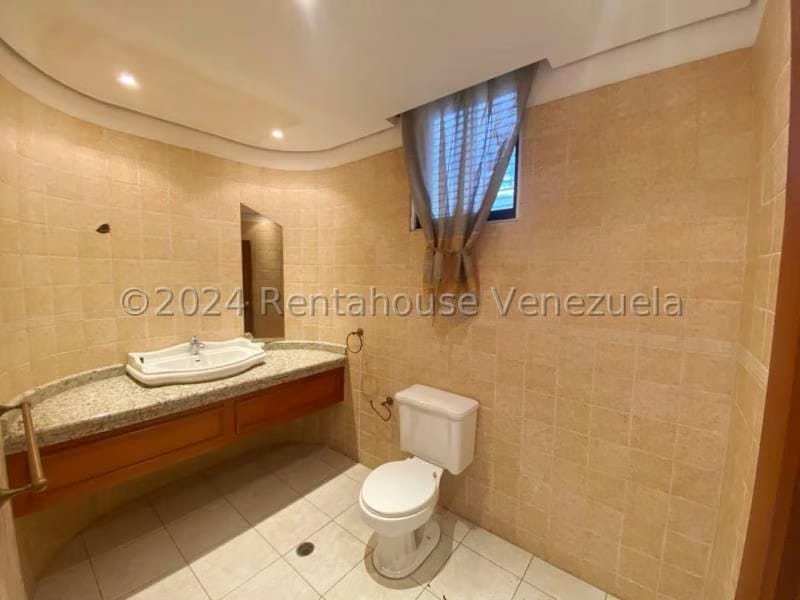Casa (Multipes Niveles) en Venta en Las Chimeneas, Carabobo - 14
