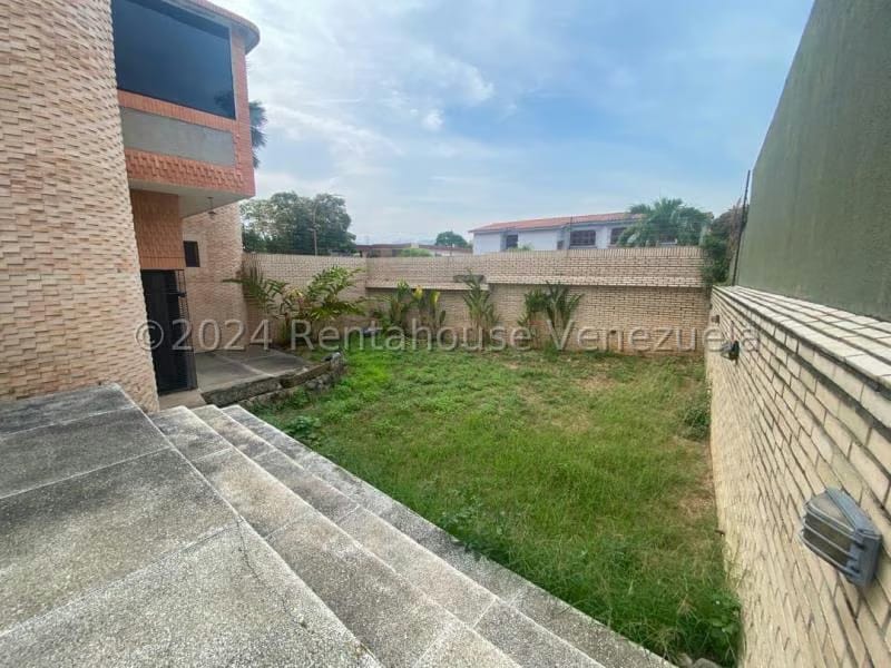 Casa (Multipes Niveles) en Venta en Las Chimeneas, Carabobo - 17