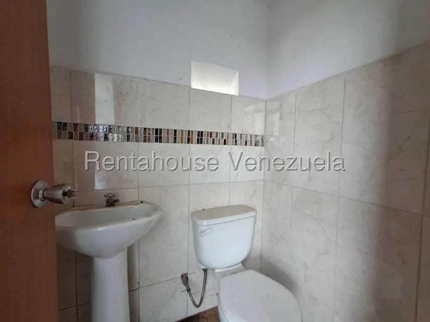 Comercial (Galpon - Deposito) en Alquiler en El Mayal, Lara - 17