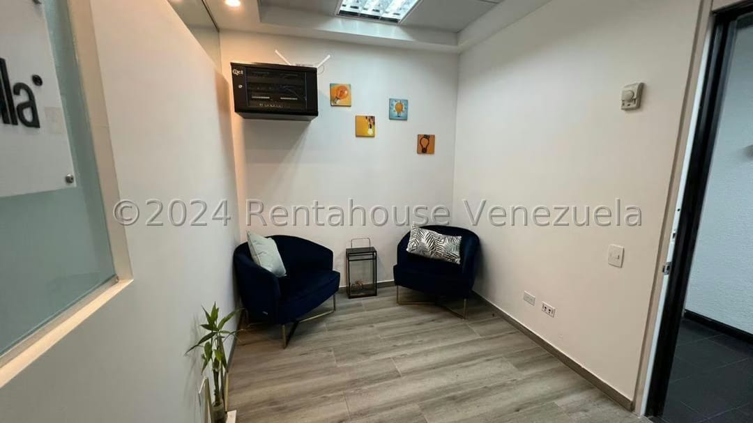 Comercial (Oficina) en Venta en Baruta, Distrito Metropolitano - 2