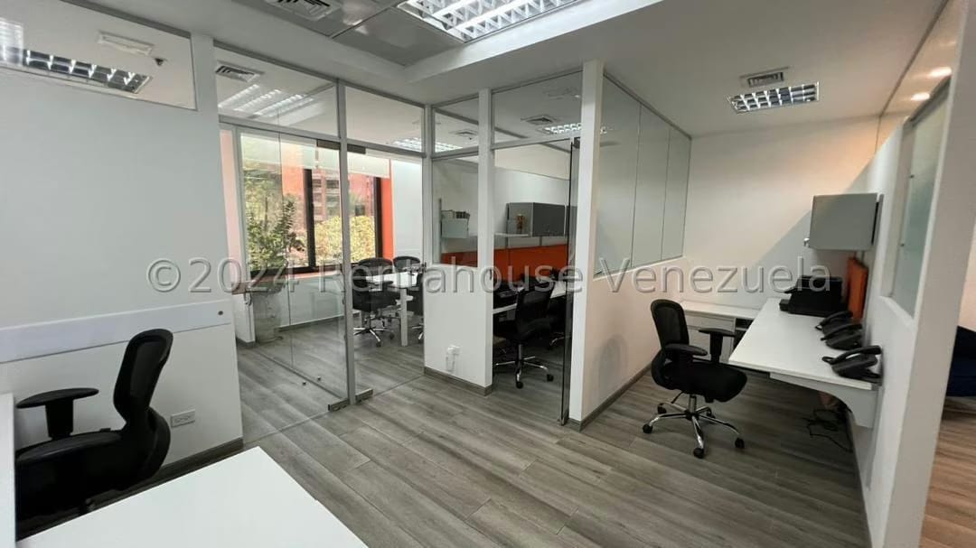 Comercial (Oficina) en Venta en Baruta, Distrito Metropolitano - 15