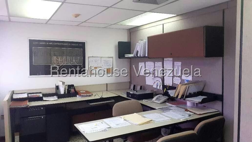 Comercial (Oficina) en Alquiler en Sabana Grande, Distrito Metropolitano - 23