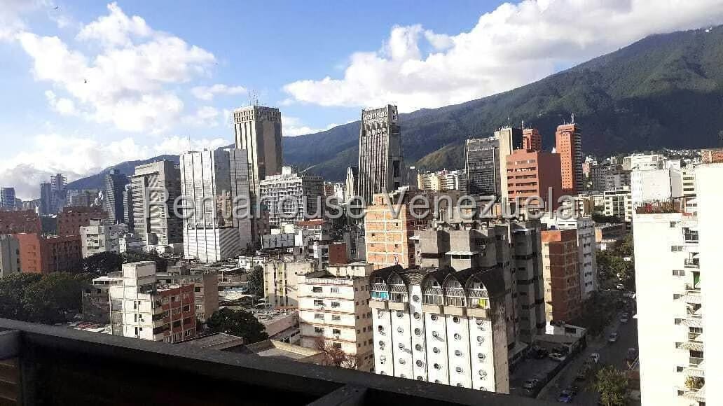 Comercial (Oficina) en Alquiler en Sabana Grande, Distrito Metropolitano - 30