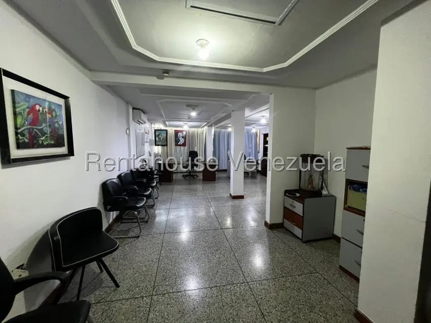 Comercial (Oficina) en Alquiler en Centro, Lara - 11
