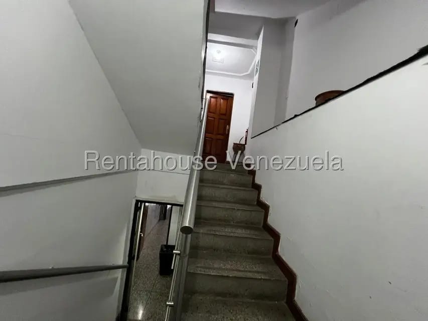 Comercial (Oficina) en Alquiler en Centro, Lara - 5