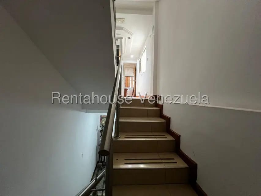 Comercial (Oficina) en Alquiler en Centro, Lara - 8