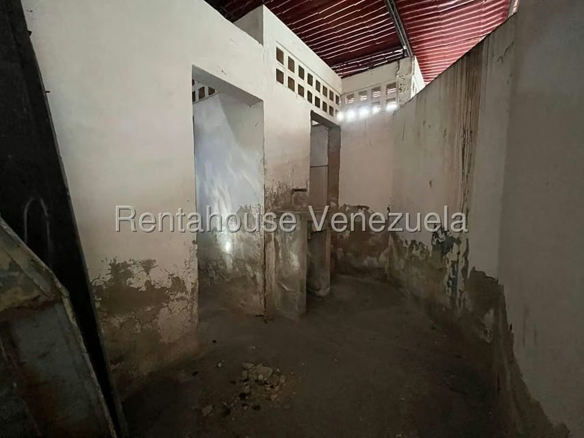 Comercial (Local Comercial) en Venta en Centro, Lara - 31