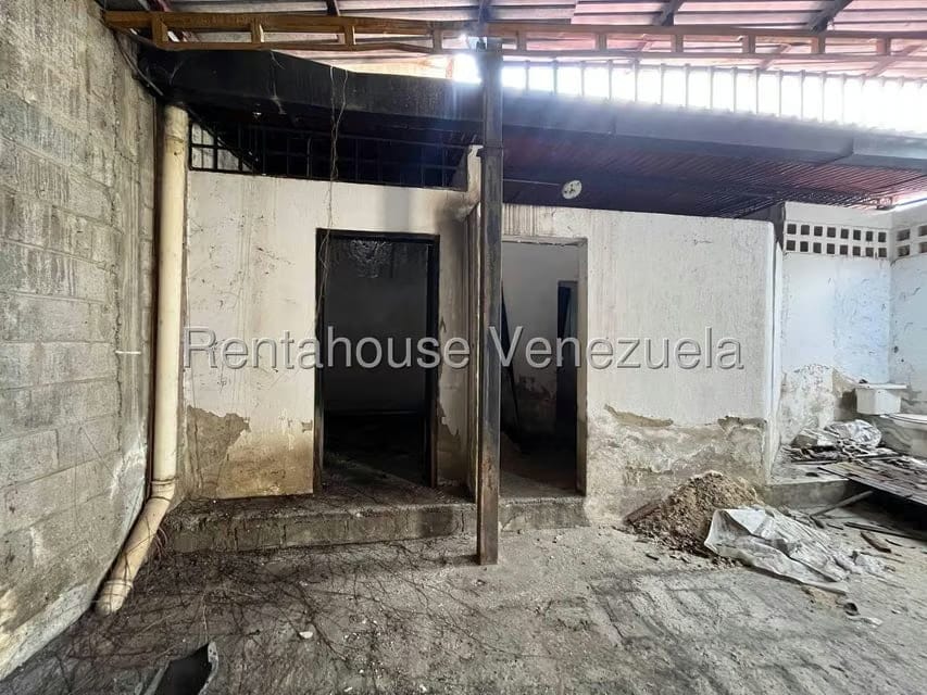Comercial (Local Comercial) en Venta en Centro, Lara - 33