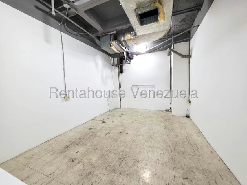 Comercial (Local Comercial) en Alquiler en La Castellana, Distrito Metropolitano - 11