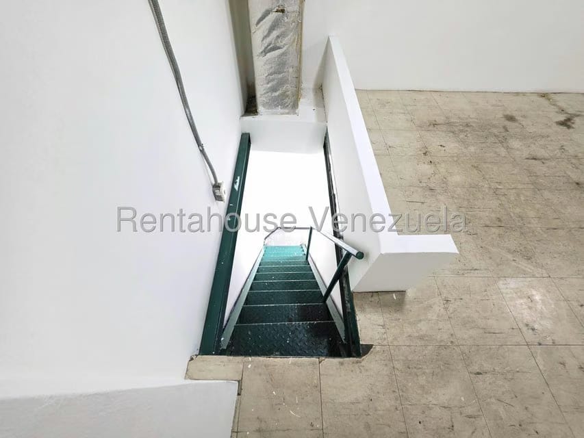 Comercial (Local Comercial) en Alquiler en La Castellana, Distrito Metropolitano - 12