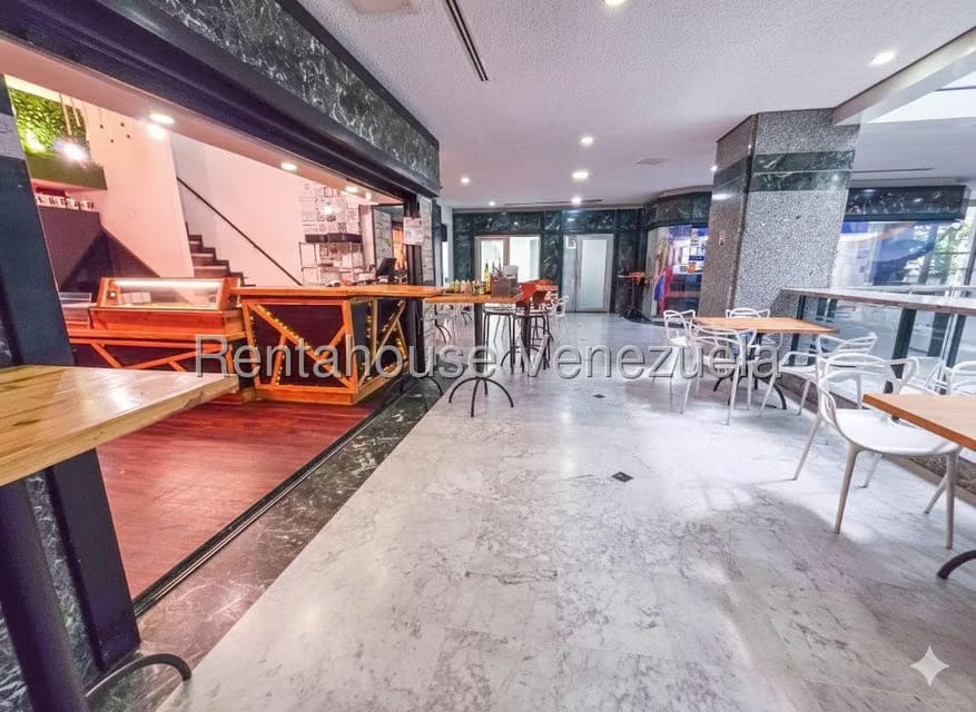 Comercial (Local Comercial) en Alquiler en La Castellana, Distrito Metropolitano - 17