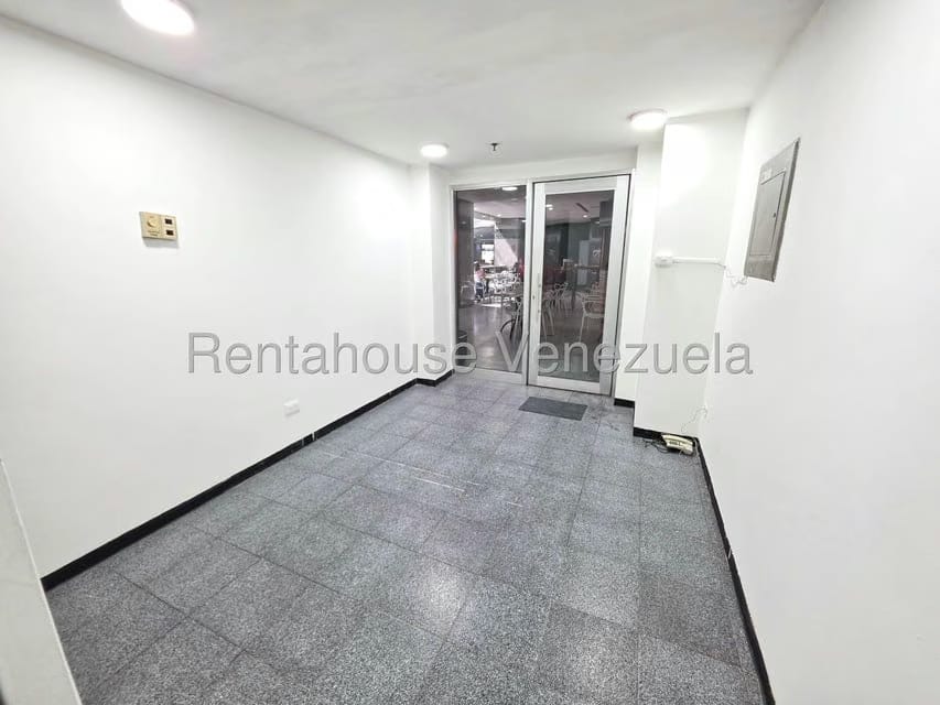 Comercial (Local Comercial) en Alquiler en La Castellana, Distrito Metropolitano - 5