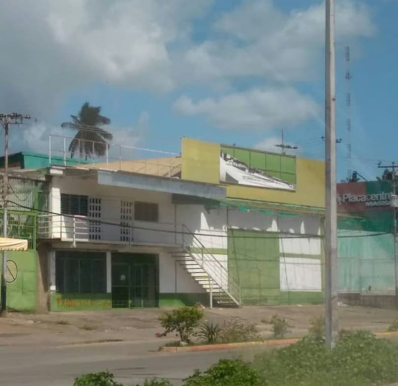 Se Vende Galpon En San Felix Av. Libertador - 5