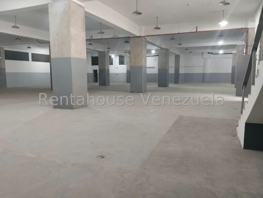 Comercial (Galpon - Deposito) en Alquiler en Mariche, Distrito Metropolitano - 2