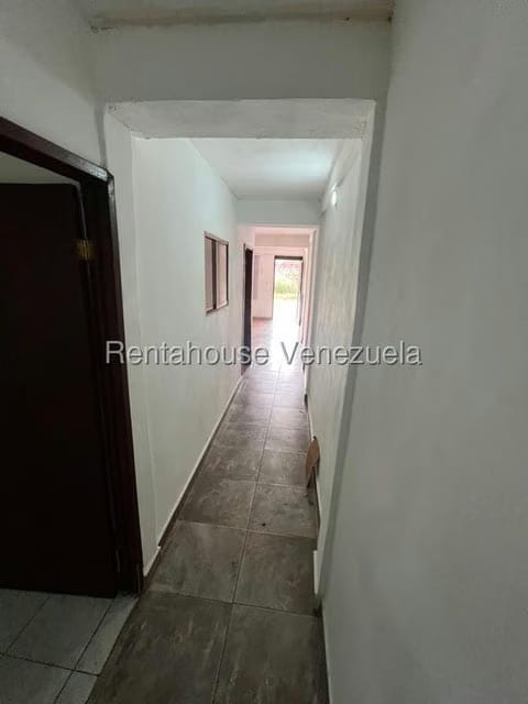 Apartamento (1 Nivel) en Alquiler en Caña de Azucar, Aragua - 10