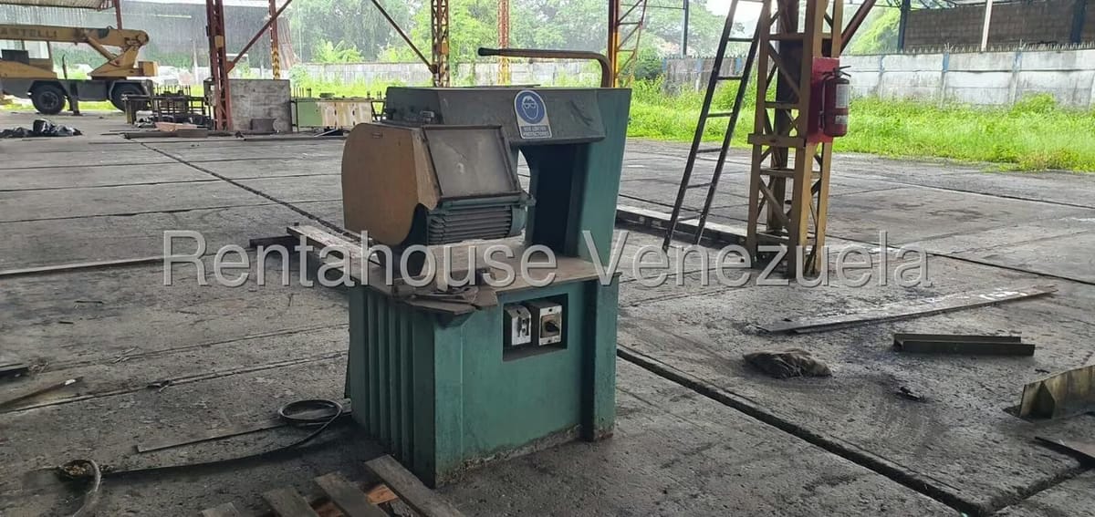 Comercial (Industrial) en Venta en Sector El Socorro, Miranda - 11