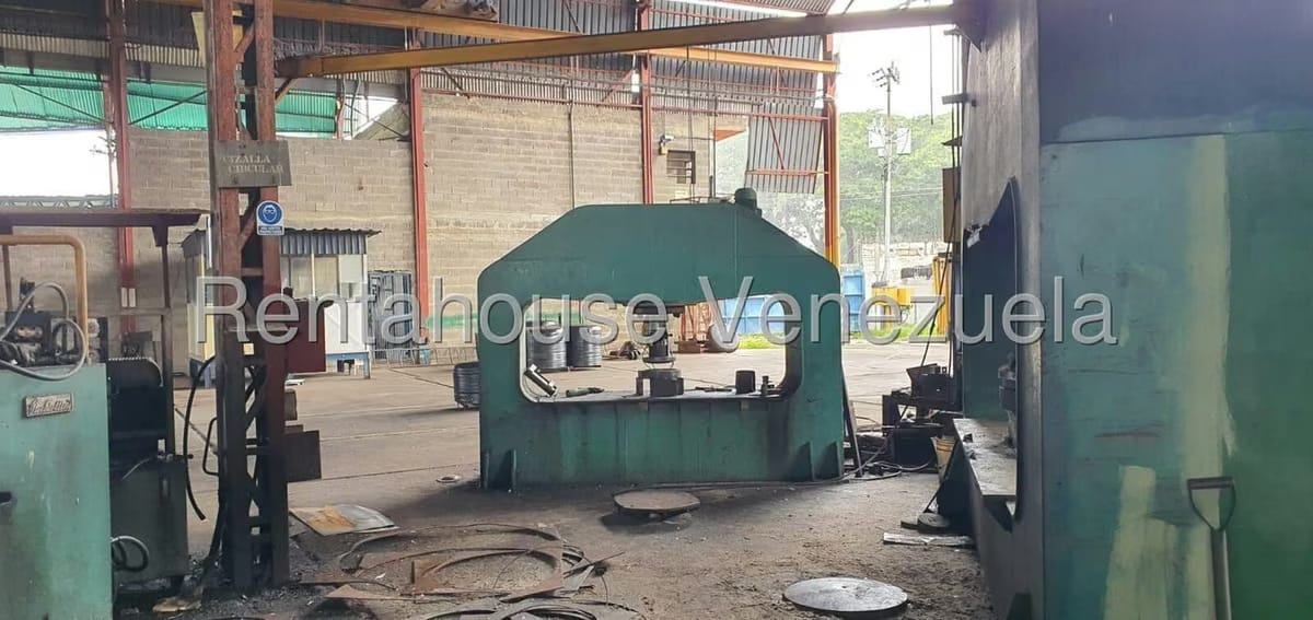 Comercial (Industrial) en Venta en Sector El Socorro, Miranda - 3