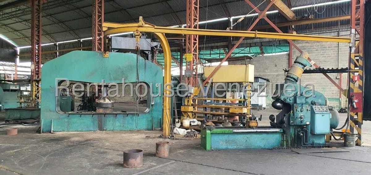 Comercial (Industrial) en Venta en Sector El Socorro, Miranda - 10
