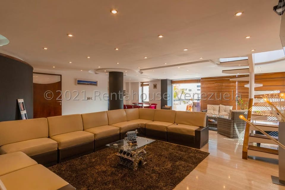 Apartamento (Duplex) en Venta en Miranda, Distrito Metropolitano - 18