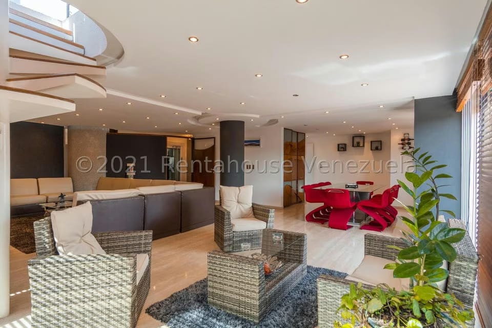 Apartamento (Duplex) en Venta en Miranda, Distrito Metropolitano - 19