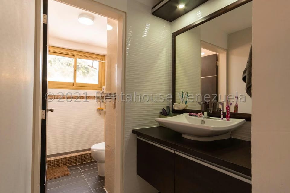 Apartamento (Duplex) en Venta en Miranda, Distrito Metropolitano - 29