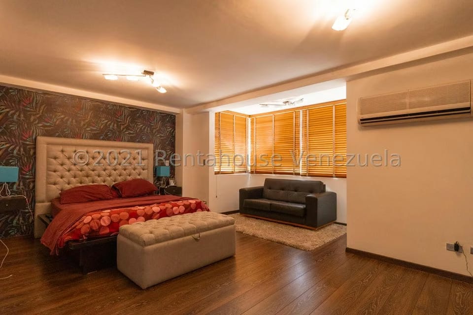 Apartamento (Duplex) en Venta en Miranda, Distrito Metropolitano - 30