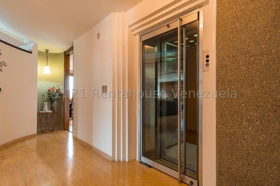 Apartamento (Duplex) en Venta en Miranda, Distrito Metropolitano - 4