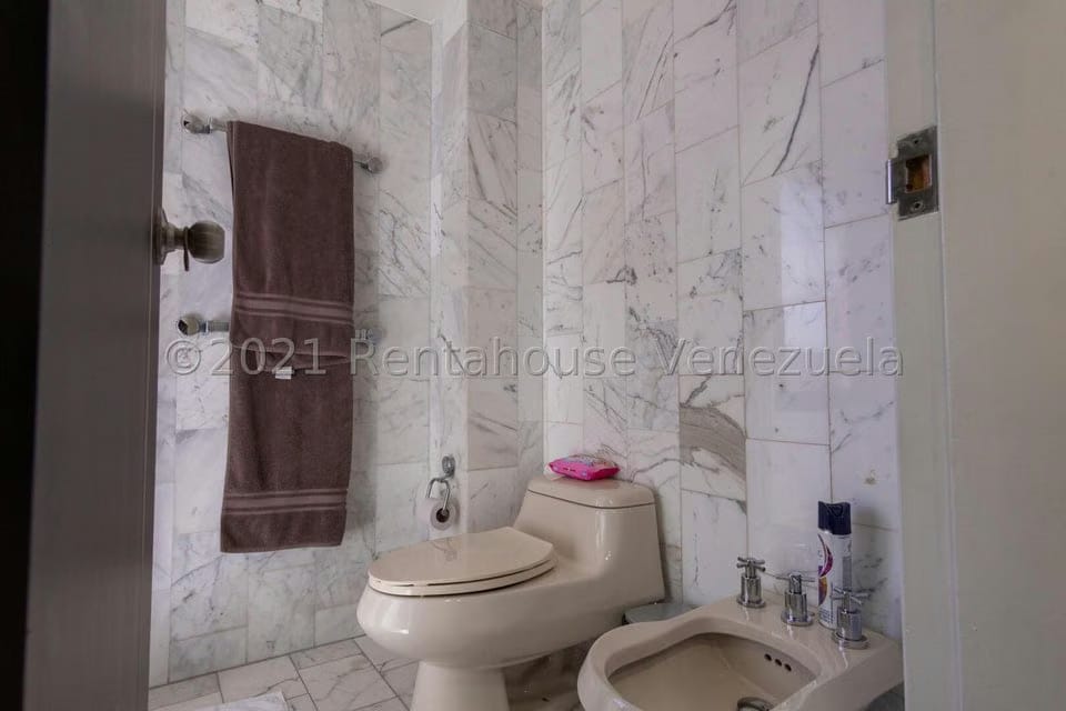 Apartamento (Duplex) en Venta en Miranda, Distrito Metropolitano - 36