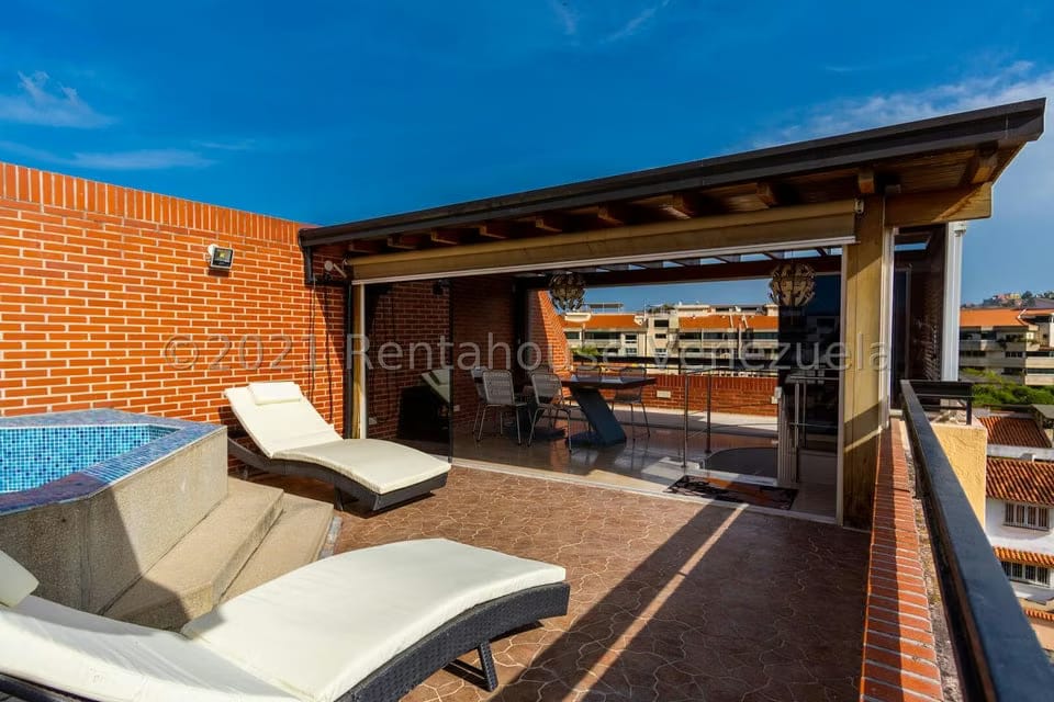 Apartamento (Duplex) en Venta en Miranda, Distrito Metropolitano - 48