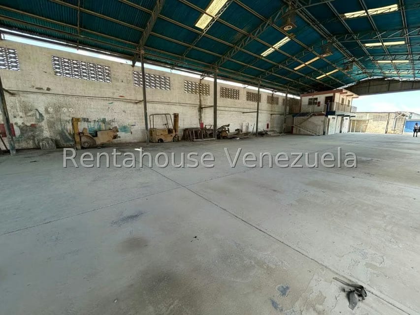 Comercial (Galpon - Deposito) en Alquiler en Parroquia Juan de Villegas, Lara - 6