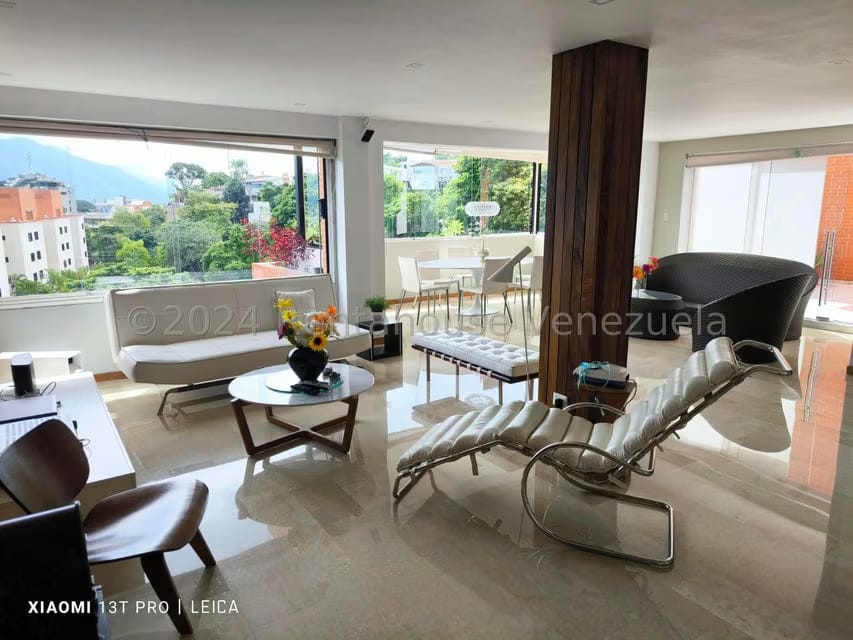 Apartamento (1 Nivel) en Venta en Colinas de Bello Monte, Distrito Metropolitano - 2