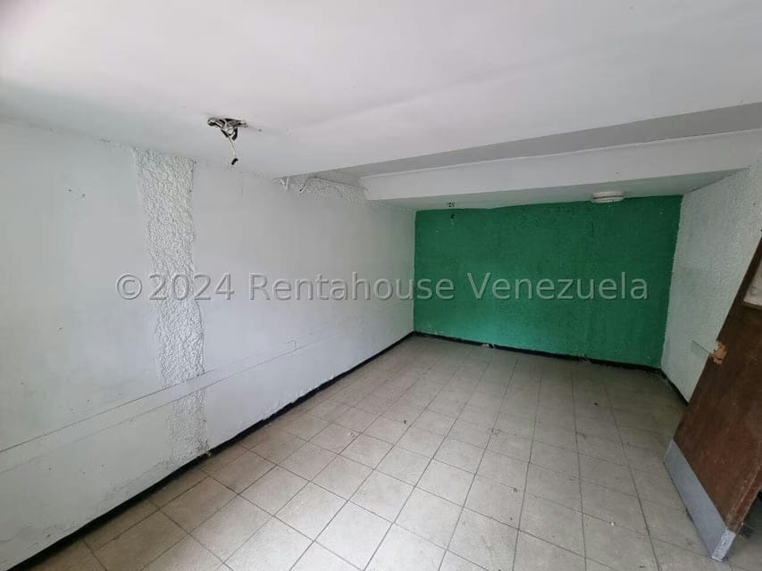Terreno (Comercial) en Venta en Parroquia Catedral, Lara - 23