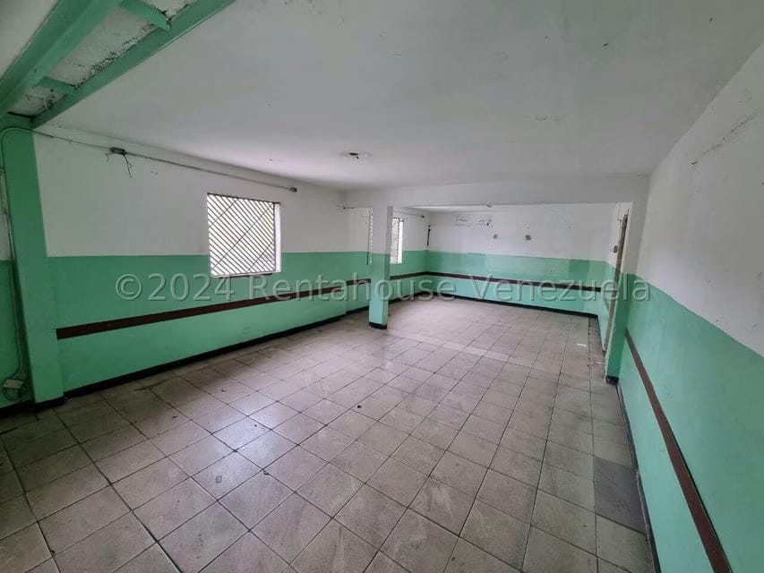 Terreno (Comercial) en Venta en Parroquia Catedral, Lara - 26