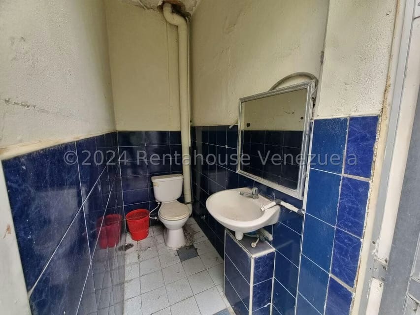Terreno (Comercial) en Venta en Parroquia Catedral, Lara - 34