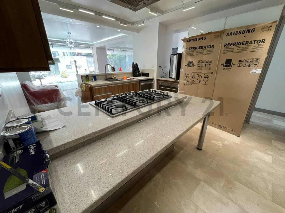 Apartamento de 347 m² con jardín privado y planta eléctrica en La Boyera - 3