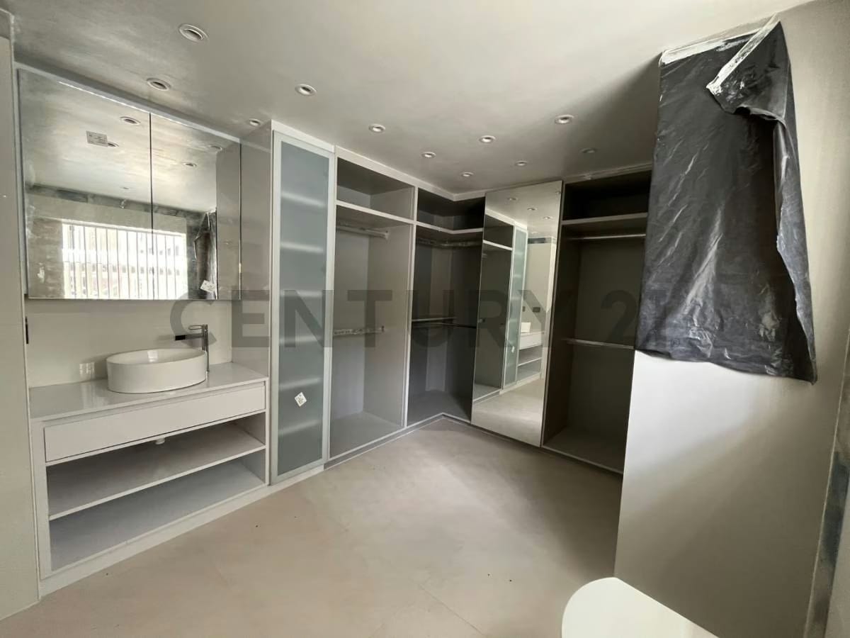 Apartamento de 347 m² con jardín privado y planta eléctrica en La Boyera - 8