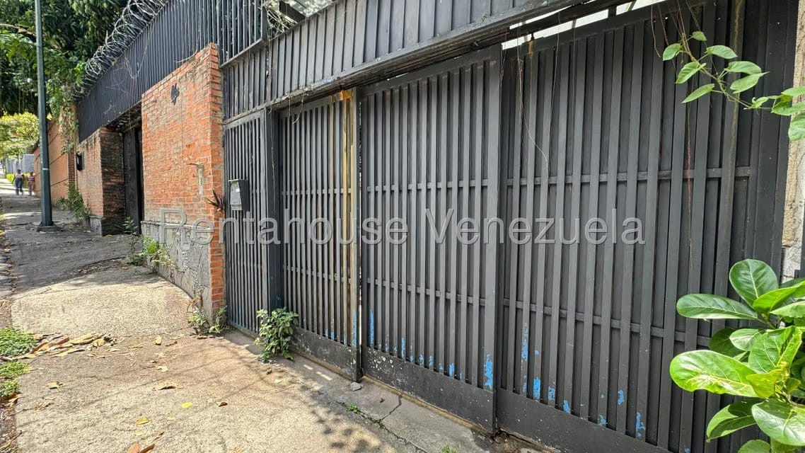 Casa (Multipes Niveles) en Venta en Los Palos Grandes, Distrito Metropolitano