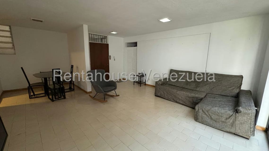 Casa (Multipes Niveles) en Venta en Los Palos Grandes, Distrito Metropolitano - 3