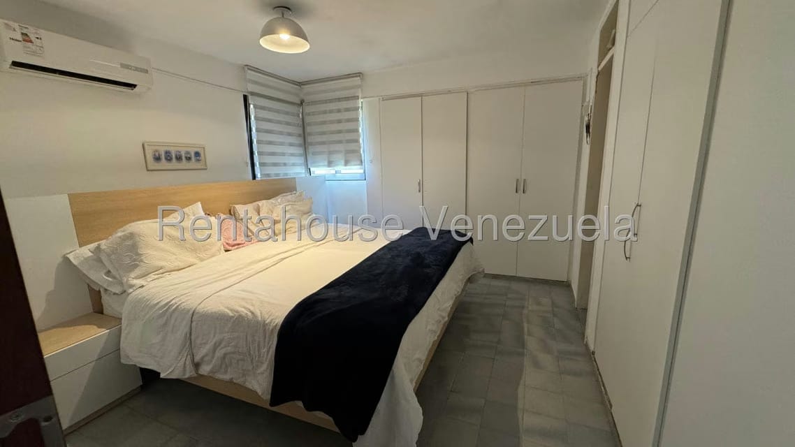 Casa (Multipes Niveles) en Venta en Los Palos Grandes, Distrito Metropolitano - 5
