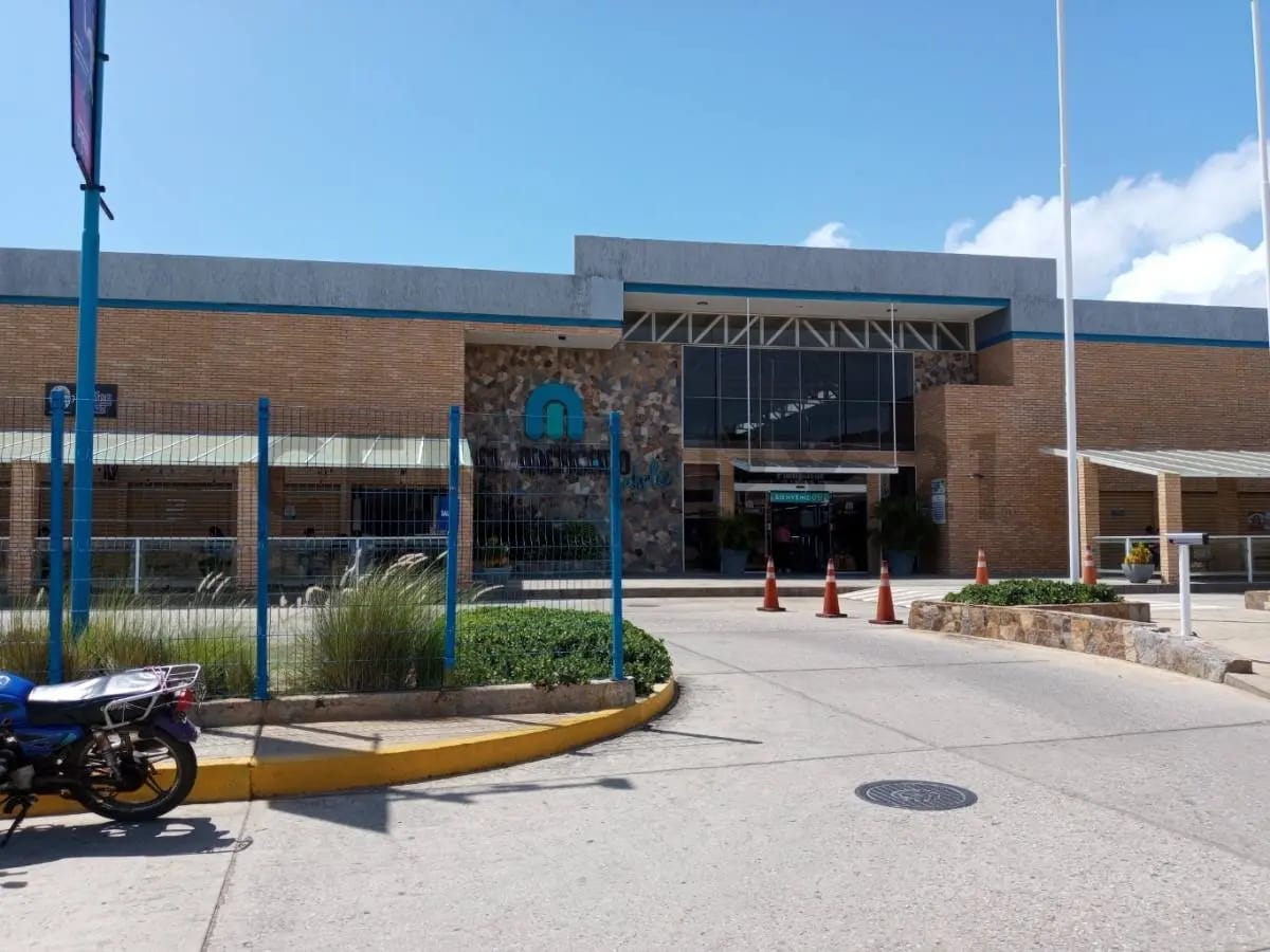 Local Comercial en Venta en C.C. Mercado La Isla ,Porlamar - 2