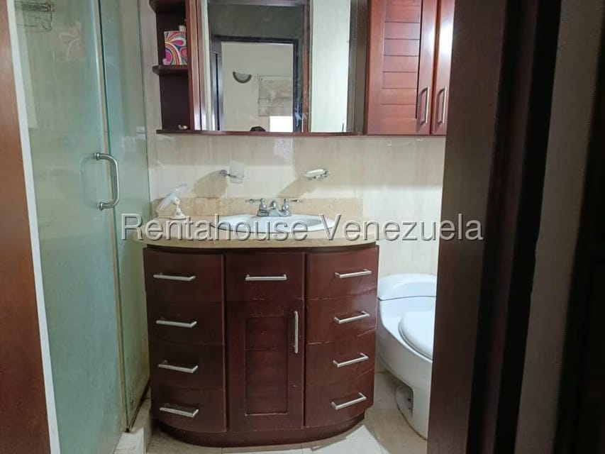 Casa (1 Nivel) en Venta en Oripoto, Distrito Metropolitano - 12