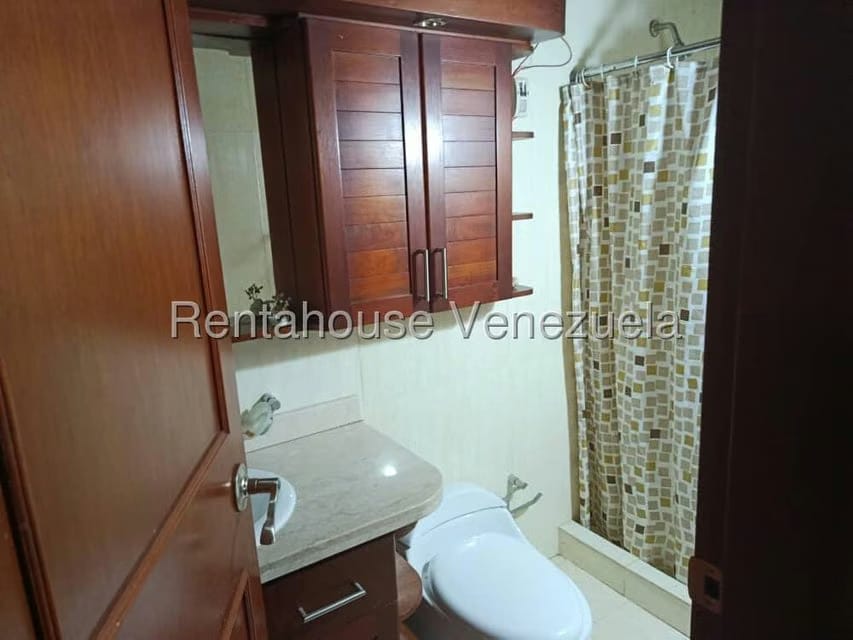 Casa (1 Nivel) en Venta en Oripoto, Distrito Metropolitano - 31