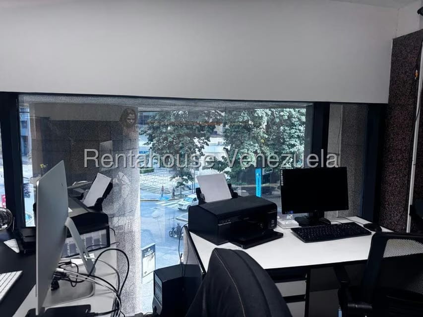 Comercial (Local Comercial) en Alquiler en El Rosal, Distrito Metropolitano - 19