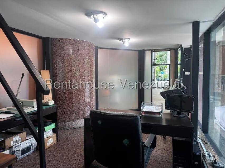 Comercial (Local Comercial) en Alquiler en El Rosal, Distrito Metropolitano - 5