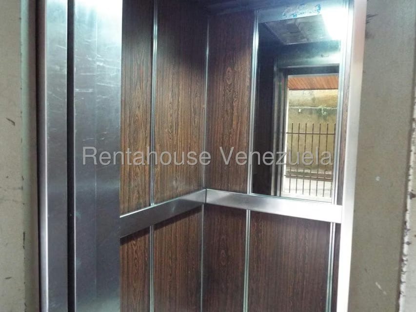 Apartamento (1 Nivel) en Venta en Parroquia Santa Rosalia, Distrito Metropolitano - 7