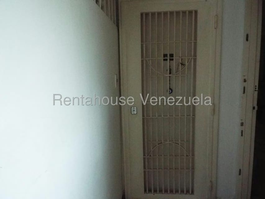 Apartamento (1 Nivel) en Venta en Parroquia Santa Rosalia, Distrito Metropolitano - 9