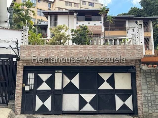 Casa (Multipes Niveles) en Venta en El Marques, Distrito Metropolitano - 2