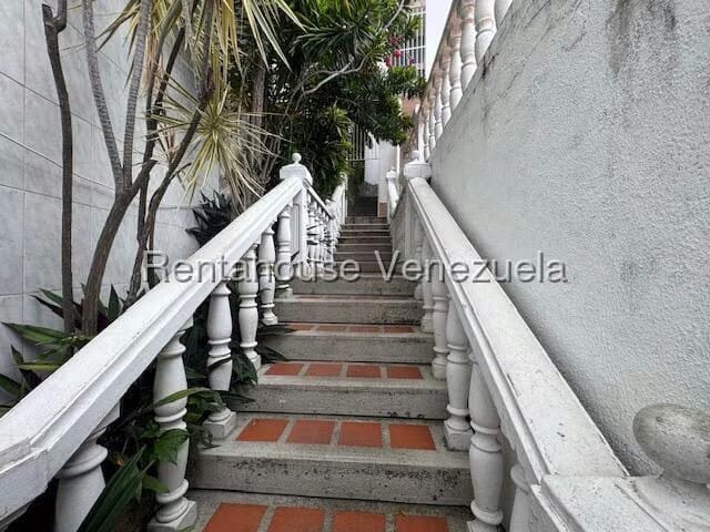 Casa (Multipes Niveles) en Venta en El Marques, Distrito Metropolitano - 4