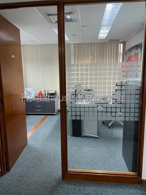 Comercial (Oficina) en Alquiler en Chuao, Distrito Metropolitano - 11