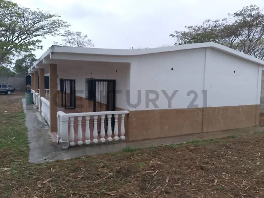 Casa de Campo en Venta - 3